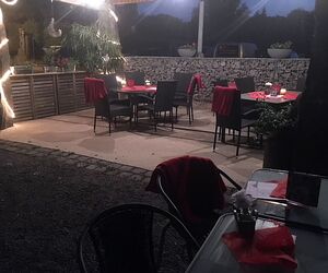 Biergarten Cafe Caldera